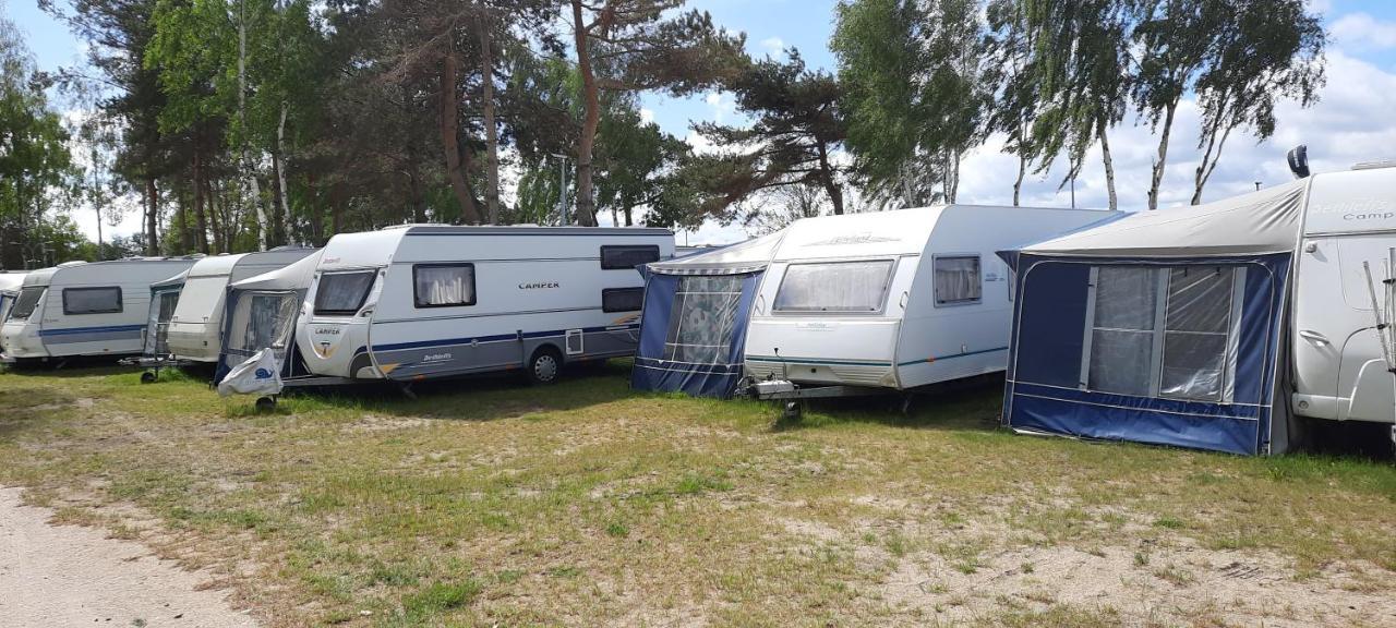 Nowoczesne Przyczepy Kempingowe Chalupy Royal-Camp Εξωτερικό φωτογραφία