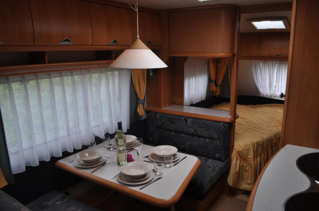 Nowoczesne Przyczepy Kempingowe Chalupy Royal-Camp Εξωτερικό φωτογραφία
