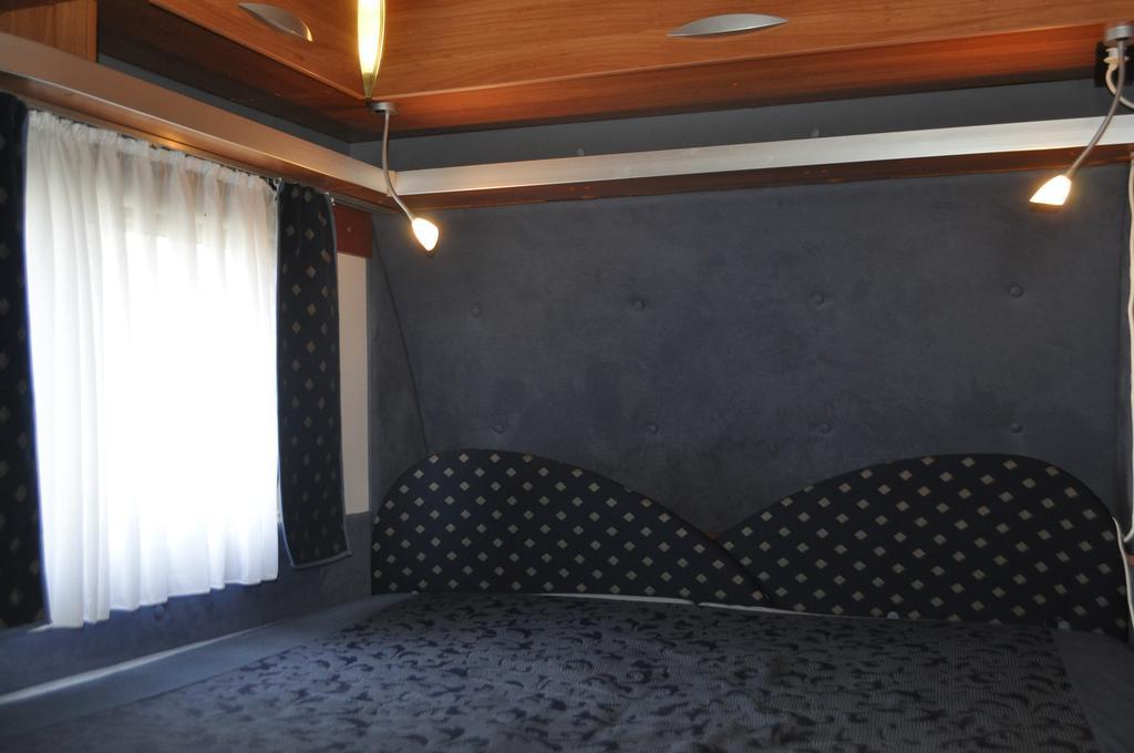 Nowoczesne Przyczepy Kempingowe Chalupy Royal-Camp Εξωτερικό φωτογραφία